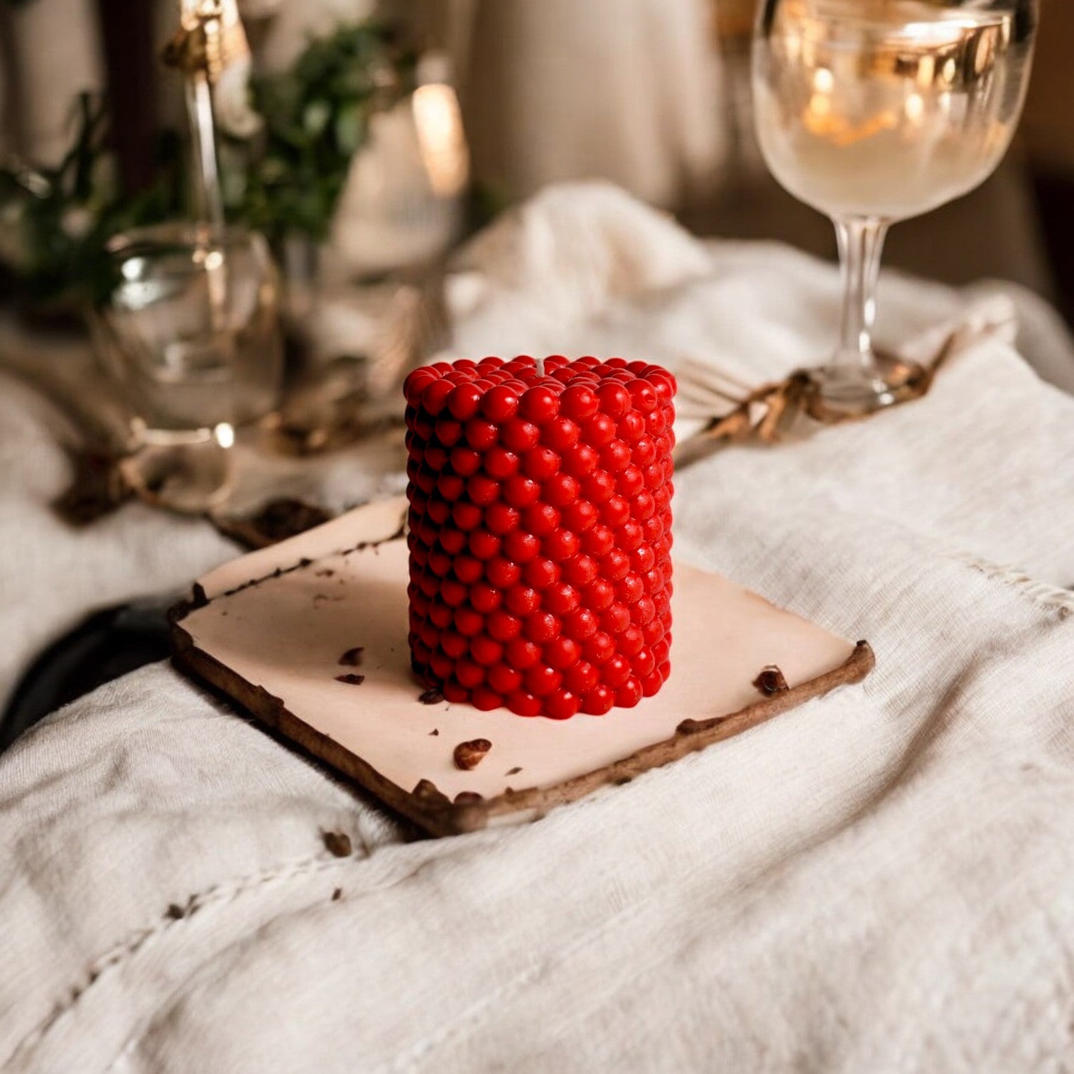 Scented Candle Dotted Cylindrical | Scentyou |www.scentyou.pk