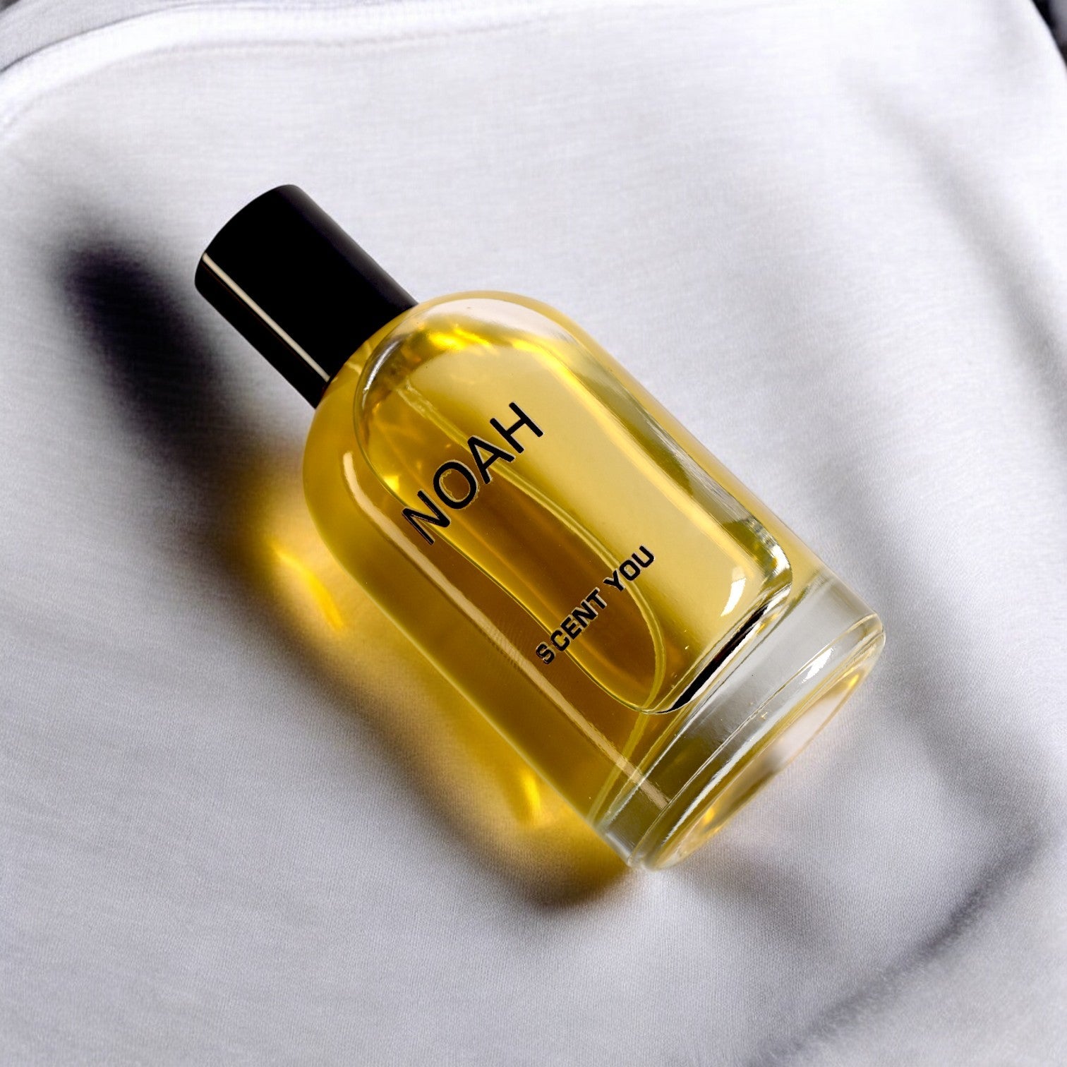 NOAH | Unisex | Hybrid Perfume of The One by D&G & Polo Red Xtreme by Ralph Lauren - ScentYou.pk